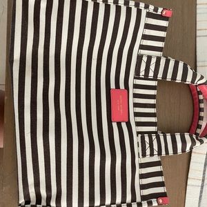 Henri Bendel Hand bag